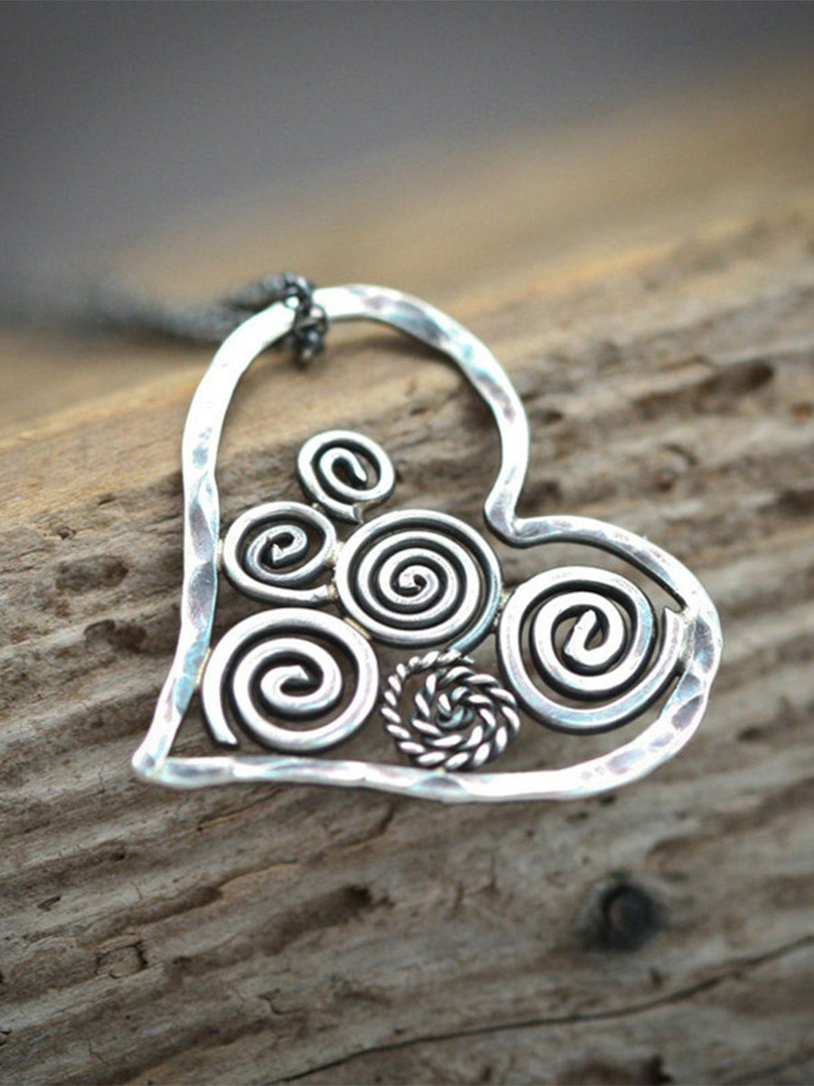 Retro Simple Spiral Heart-shaped Hollow Necklace｜Awaytr®