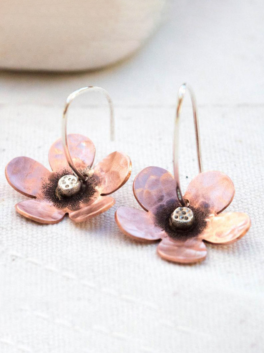 Simple Retro Distressed Red Copper Flower Earrings｜Awaytr®