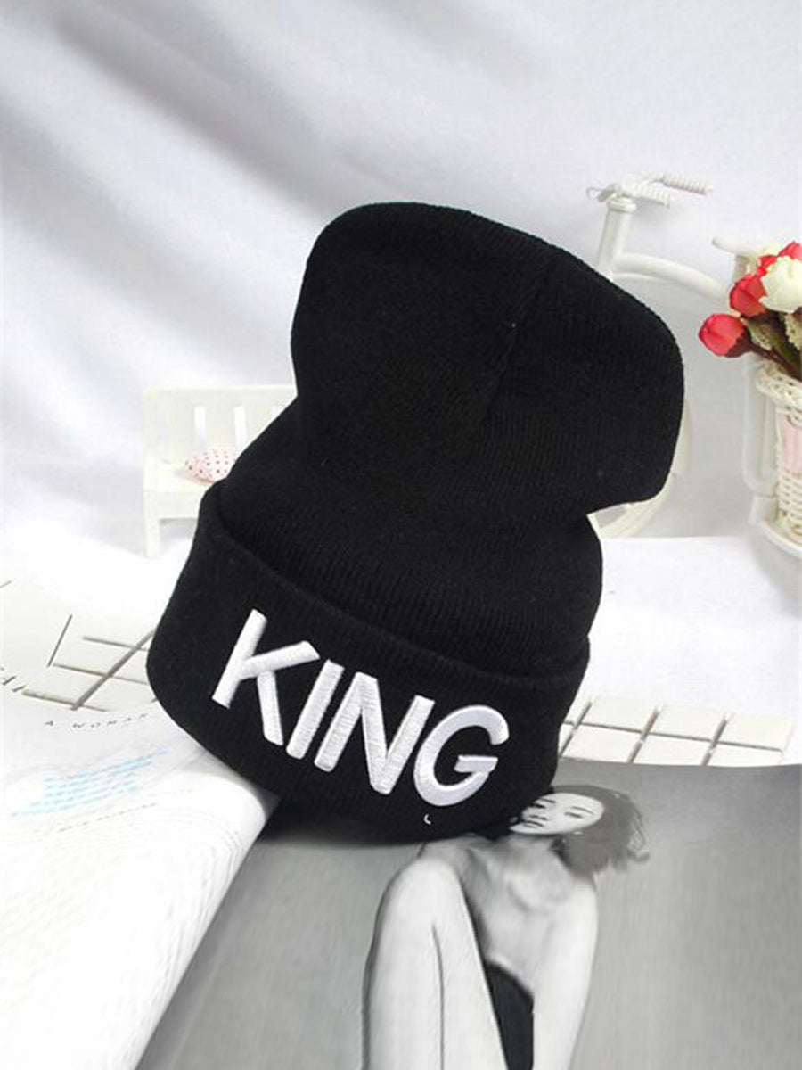 QUEEN KING Black And White Letters Couple Knit Hat｜Awaytr®