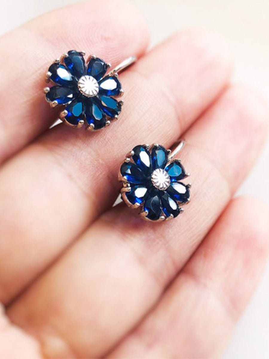 Flower Inlaid Zircon Earrings｜Awaytr®