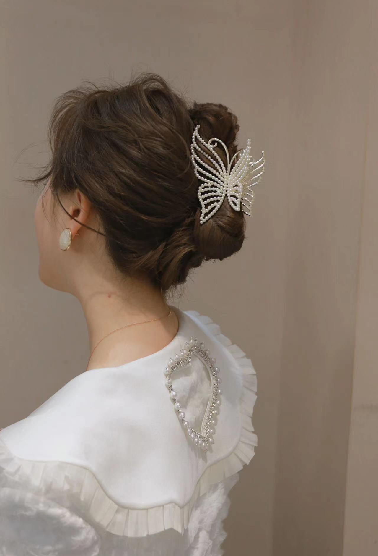 【Awaytr】CB1270  Full Pearl Butterfly Hair Claw Clip