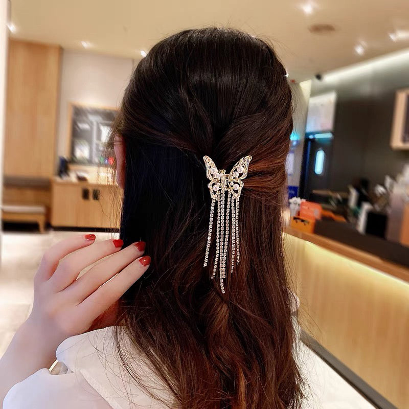 Awaytr】CB1381 Butterfly Rhinestone Tassel Hair Clip