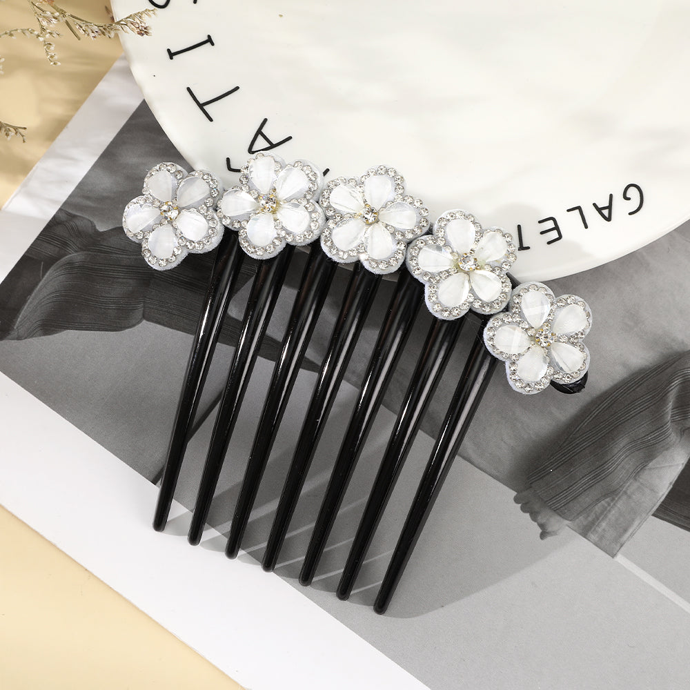 【Awaytr】CB1342 11cm Flower Rhinestone Hair Comb Casual