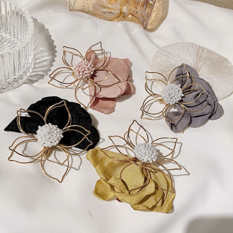 【Awaytr】CD 1615 Metal Flower Hair Clip