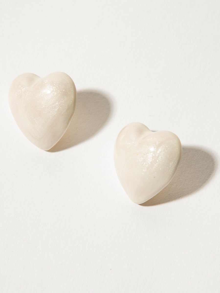 White Shiny Love Earrings｜Awaytr®