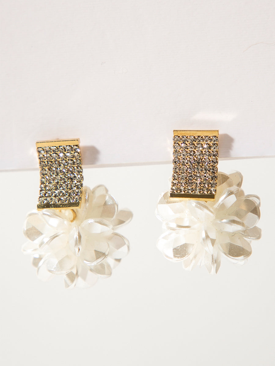 White Hydrangea Earring｜Awaytr®