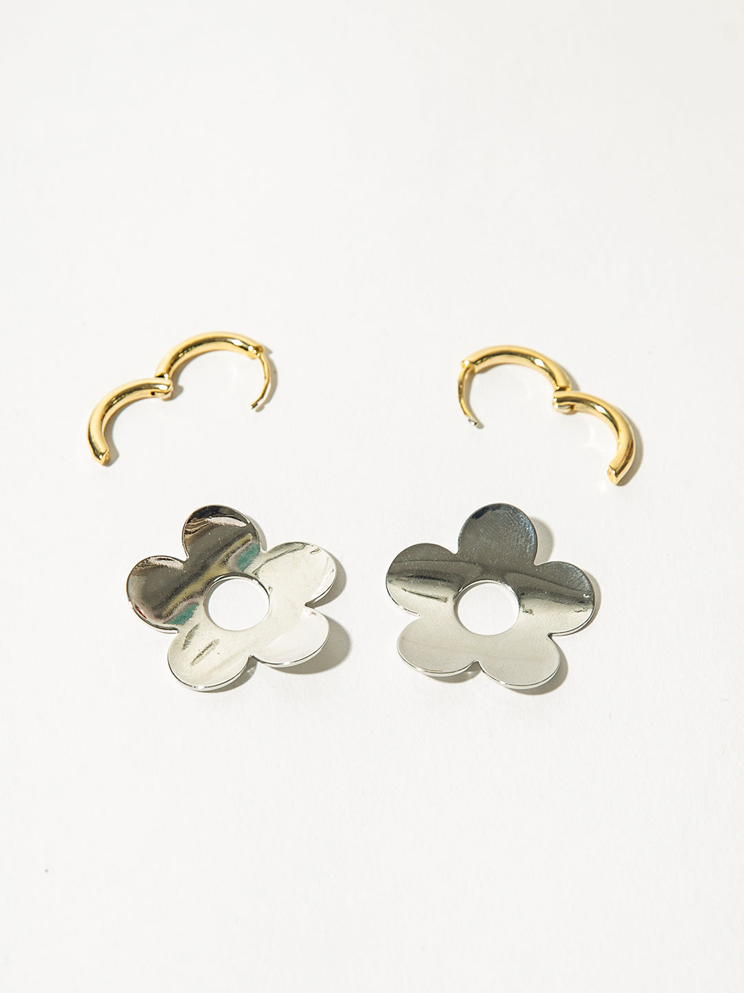 Silver Flower Earrings｜Awaytr®