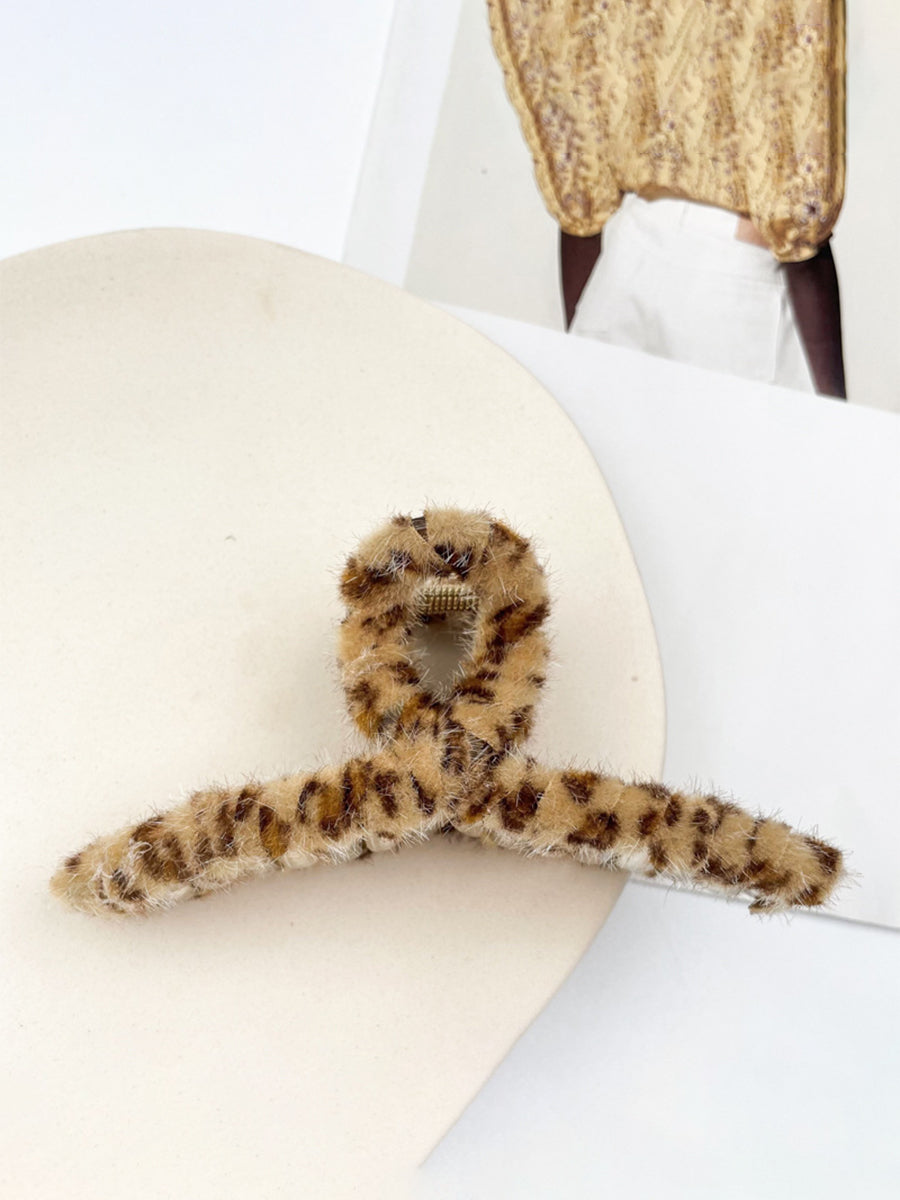 Elegant Plush Leopard Claw Clip｜Awaytr®